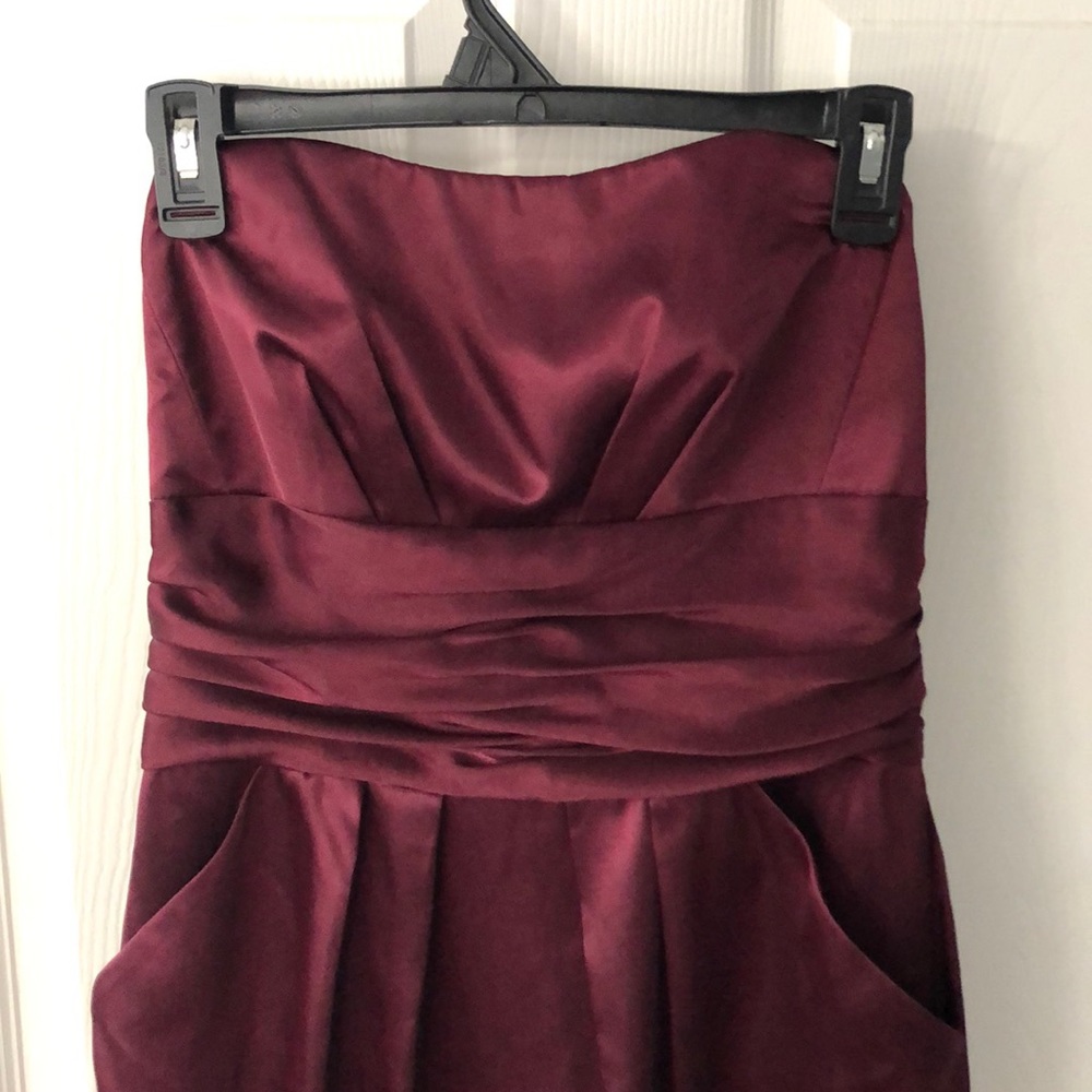Dress - Picture 5 of 5
